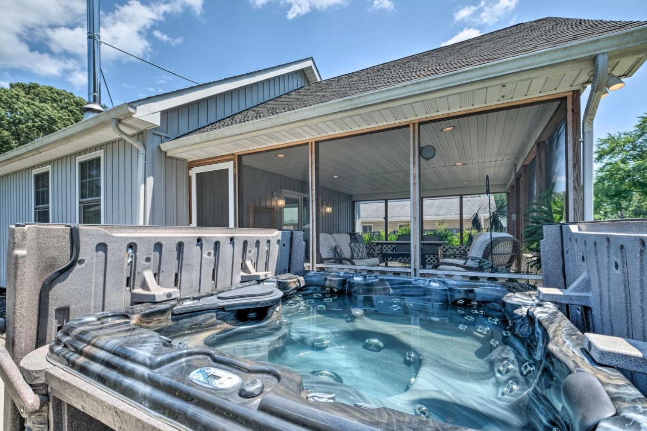 Idyllic Pasadena Retreat With Garden And Hot Tub! Villa Glen Burnie Eksteriør billede